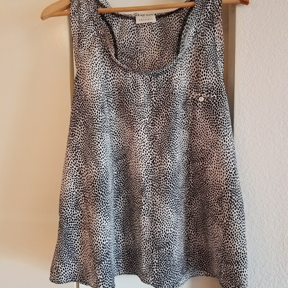 Phaneul Luxury black and white tank top